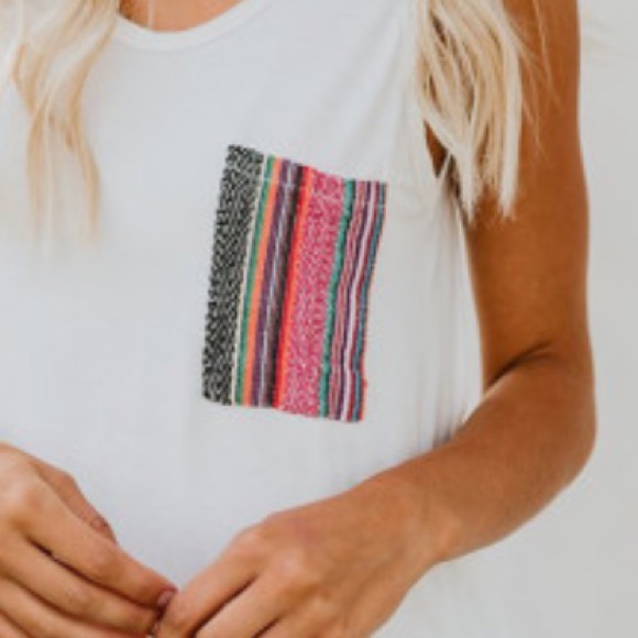 🛍LAST ONE🛍 White tank with multi color pocket - Picture 4 of 9